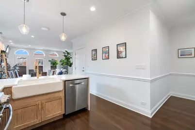 1051 W Monroe Street #4, Chicago, IL 60607 - Photo 18
