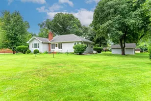 2425 Commonwealth Ave, Joliet, IL 60435 - Photo 2