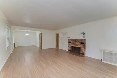 2425 Commonwealth Avenue, Joliet, IL 60435 - Photo 14
