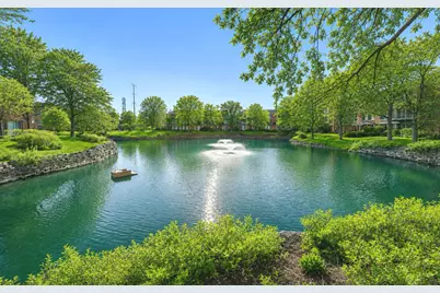 1040 Arbor Lane, Northfield, IL 60093 - Photo 2