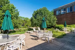 1040 Arbor Ln, Northfield, IL 60093 - Photo 28