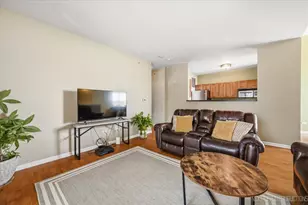 [Address not provided], Oswego, IL 60543 - Photo 6
