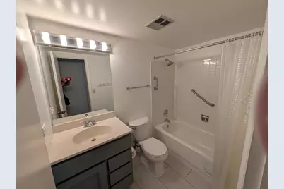 1460 Fairlane Drive #202, Schaumburg, IL 60193 - Photo 8