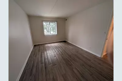 1460 Fairlane Drive #202, Schaumburg, IL 60193 - Photo 6