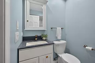 135 Hawkins Cir, Wheaton, IL 60189 - Photo 14