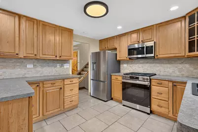135 Jeffery Lane, Schaumburg, IL 60193 - Photo 12