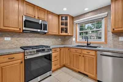 135 Jeffery Lane, Schaumburg, IL 60193 - Photo 16
