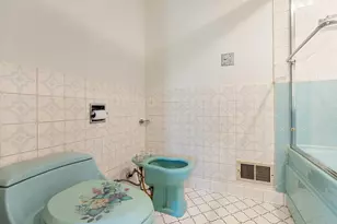 6822 S Cregier Ave, Chicago, IL 60649 - Photo 18