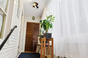 1721 W Foster Ave, Chicago, IL 60640 - Photo 2