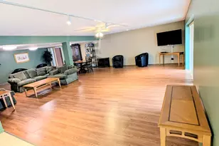 3505 Lakeview Dr, Hazel Crest, IL 60429 - Photo 14