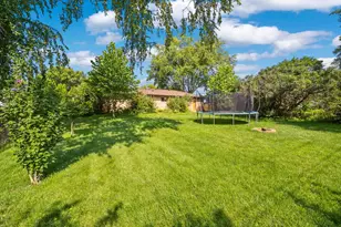 415 Tennyson Rd, Bartlett, IL 60103 - Photo 16