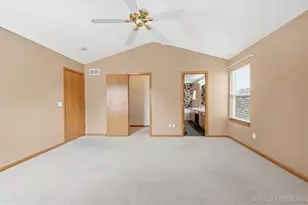 2513 Briarwood Ct, Aurora, IL 60506 - Photo 16