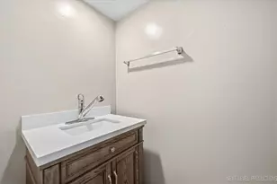 2513 Briarwood Ct, Aurora, IL 60506 - Photo 14