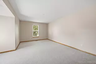 2513 Briarwood Ct, Aurora, IL 60506 - Photo 22
