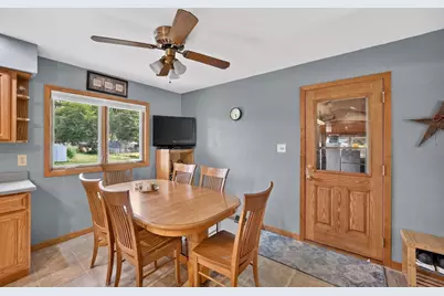 101 Joanne Lane, Rochelle, IL 61068 - Photo 14