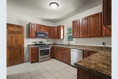 407 Glendale Avenue, Rockford, IL 61108 - Photo 10