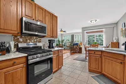 21240 Brush Lake Drive, Crest Hill, IL 60403 - Photo 14