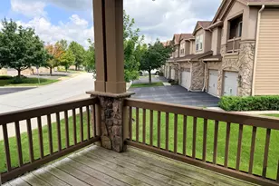 1873 Crenshaw Cir, Vernon Hills, IL 60061 - Photo 14