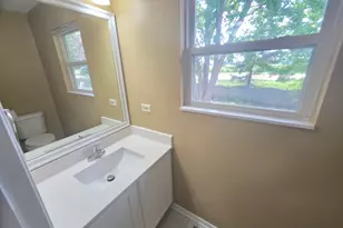 1705 Lake Pointe Dr, Plainfield, IL 60586 - Photo 12