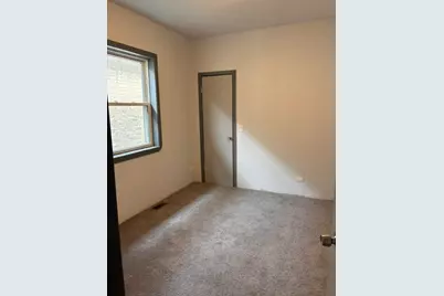 5041 W George Street, Chicago, IL 60641 - Photo 8