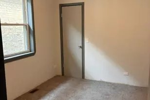 5041 W George St, Chicago, IL 60641 - Photo 8