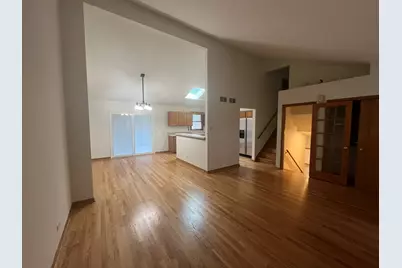 3S572 Haylett Avenue, Warrenville, IL 60555 - Photo 2