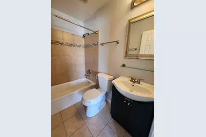 1085 Knoll Lane #207, Hoffman Estates, IL 60194 - Photo 18