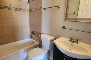 1085 Knoll Ln, Hoffman Estates, IL 60194 - Photo 18