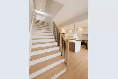 3914 N Mozart Street, Chicago, IL 60618 - Photo 12
