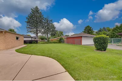 607 W Montrose Avenue, Wood Dale, IL 60191 - Photo 40