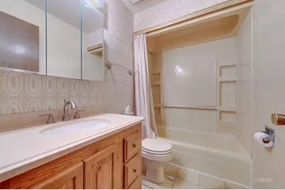 607 W Montrose Avenue, Wood Dale, IL 60191 - Photo 24