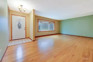 607 W Montrose Ave, Wood Dale, IL 60191 - Photo 4