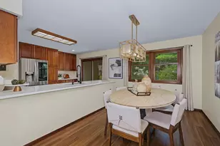 800 Marston Ave NE, Glen Ellyn, IL 60137 - Photo 8