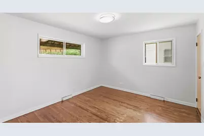 [Address not provided], Elmhurst, IL 60126 - Photo 12