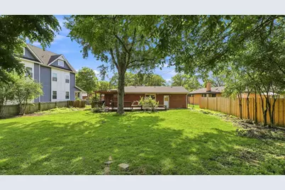 [Address not provided], Elmhurst, IL 60126 - Photo 26