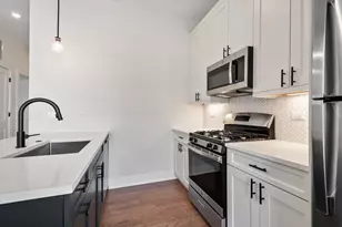 1839 W Irving Park Rd, Chicago, IL 60613 - Photo 4