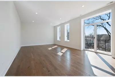1839 W Irving Park Road #2F, Chicago, IL 60613 - Photo 2
