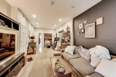 2857 W Fletcher Street, Chicago, IL 60618 - Photo 16