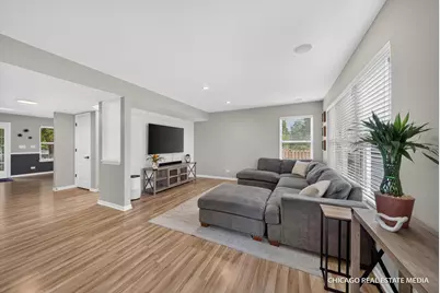 1131 Spinnaker Street, Pingree Grove, IL 60140 - Photo 2