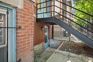 1236 N Marion Ct, Chicago, IL 60622 - Photo 2