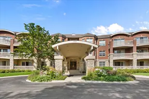 950 Augusta Way, Highland Park, IL 60035 - Photo 1