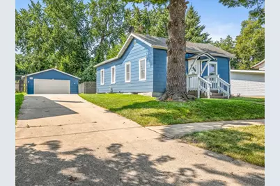 655 W Clark Street, Freeport, IL 61032 - Photo 1
