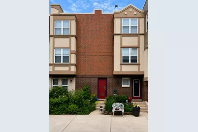 2011 W Chase Avenue #2, Chicago, IL 60645 - Photo 1