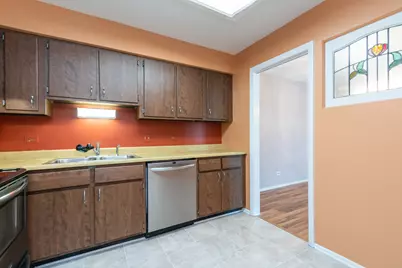18001 Oak Park Avenue #D, Tinley Park, IL 60477 - Photo 6
