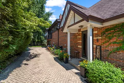 1216 E Mayfair Road, Arlington Heights, IL 60004 - Photo 2