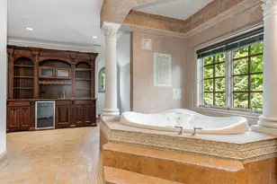 720 Willow Rd, Naperville, IL 60540 - Photo 30