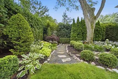 325 Versailles Drive, Northbrook, IL 60062 - Photo 26