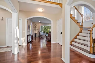 142 N Dixon Drive, Batavia, IL 60510 - Photo 6