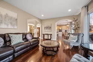 142 N Dixon Dr, Batavia, IL 60510 - Photo 10