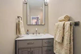 142 N Dixon Dr, Batavia, IL 60510 - Photo 16